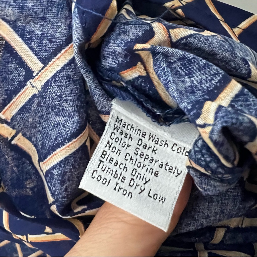 NEW Charleston Shoe Company Bamboo Tunic Navy Blue Size Medium 646 - Picture 6 of 9